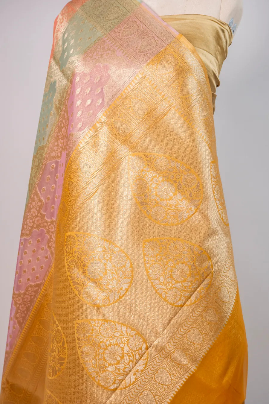 Gold Kora Banarasi Meena Saaree
