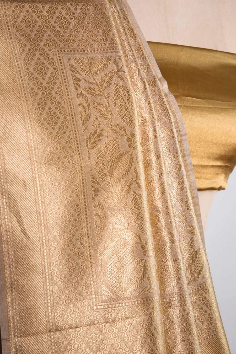 Gold Banarasi Meena Saaree