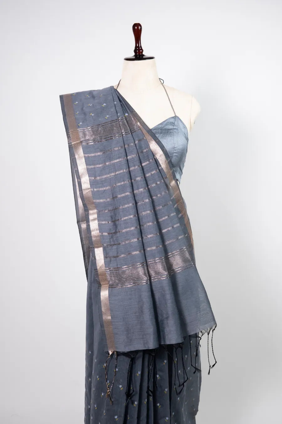Grey Cotton Saree with Piping Border & Embroidered Booti Work